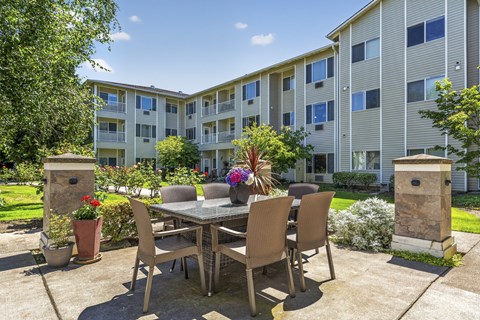 4555 NE 66Th Ave Studio-2 Beds Apartment for Rent