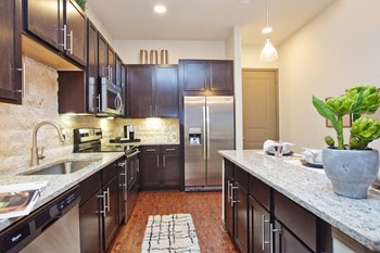 21525 Spring Plaza Drive 1-3 Beds Apartment for Rent - Photo Gallery 3