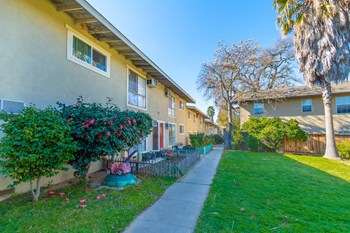 Sacramento Apartments Sacramento Apartment Homes - Photo Gallery 4