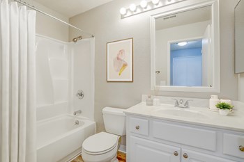 Restroom - Photo Gallery 5