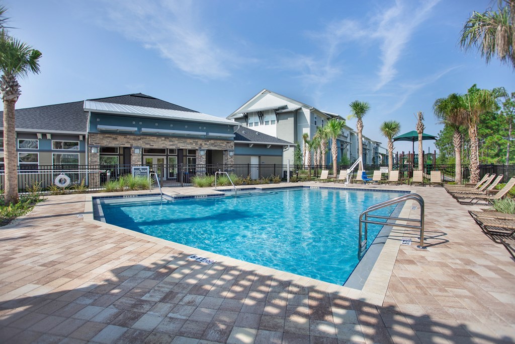 pool at the enclave at woodbridge apartments in sugar land, tx