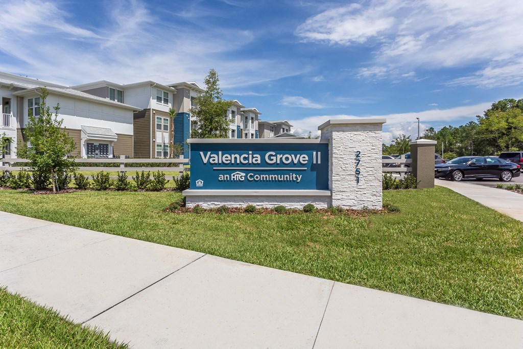Valencia Grove II