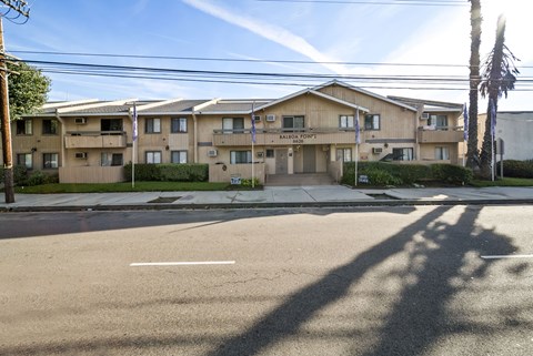 A sunny day at the Balboa Font apartment complex.