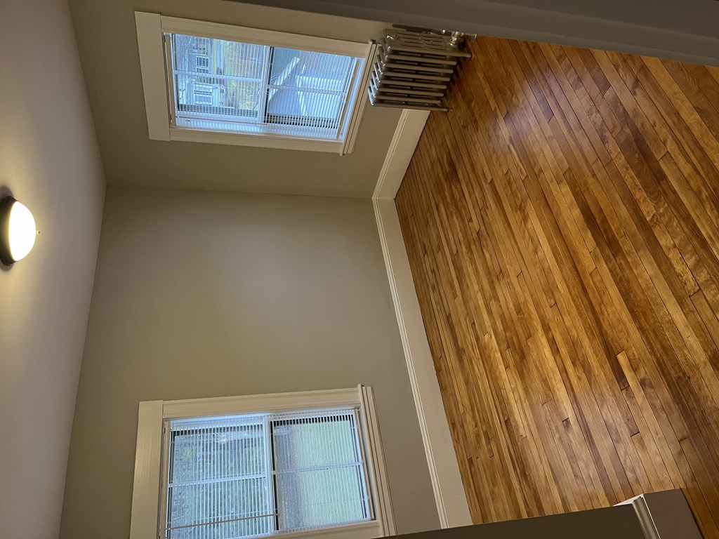 37A Maple Carriage House Units 1&2