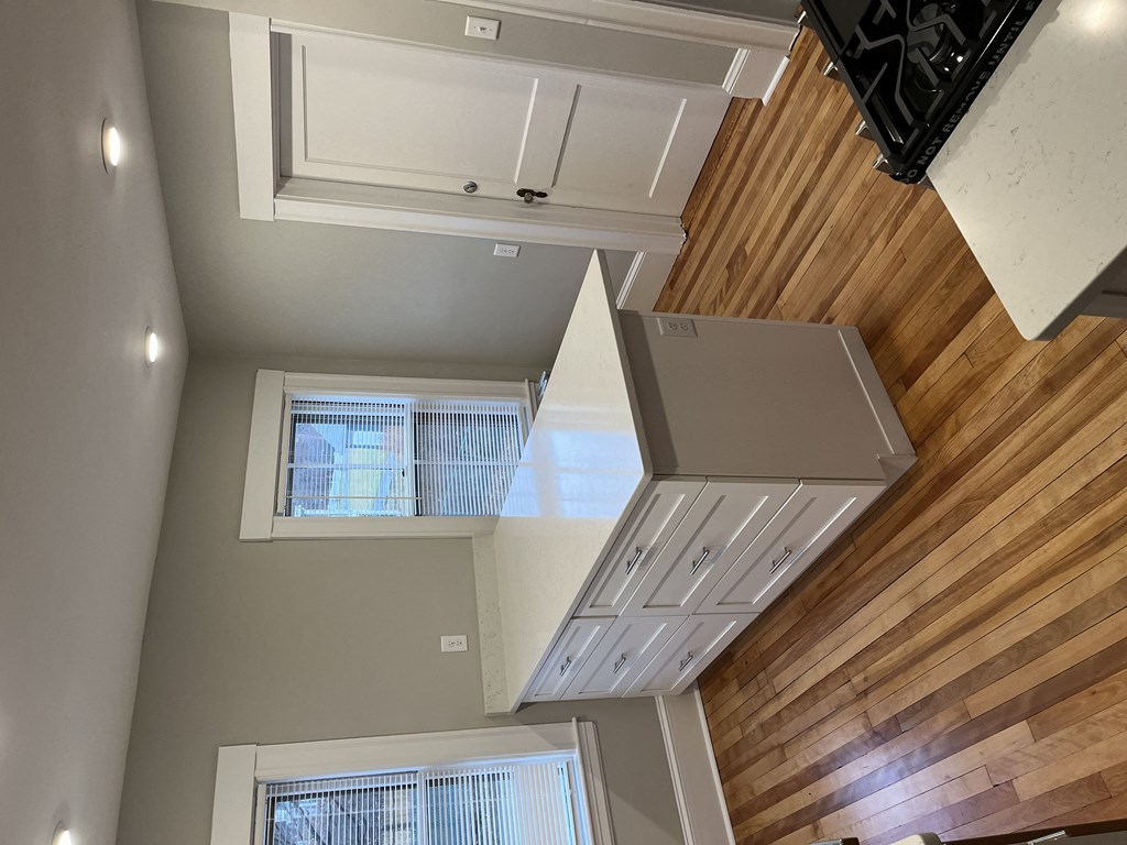 37A Maple Carriage House Units 1&2