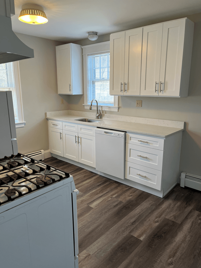 Unit 37-03 Maple Kitchen