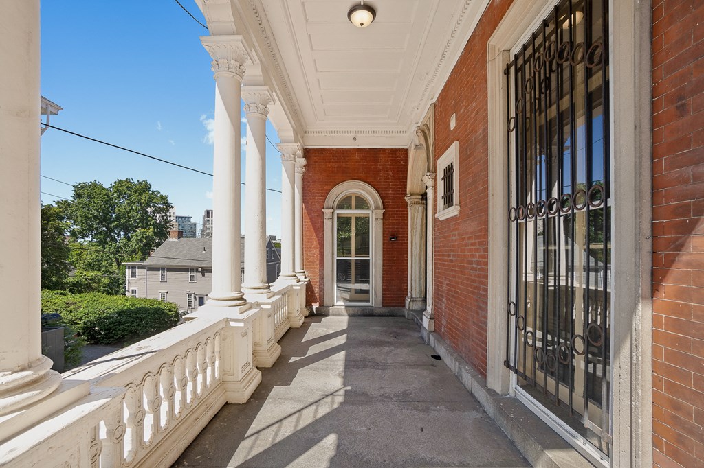 Taymil 110 Benefit Street Apartment Homes Building Exterior