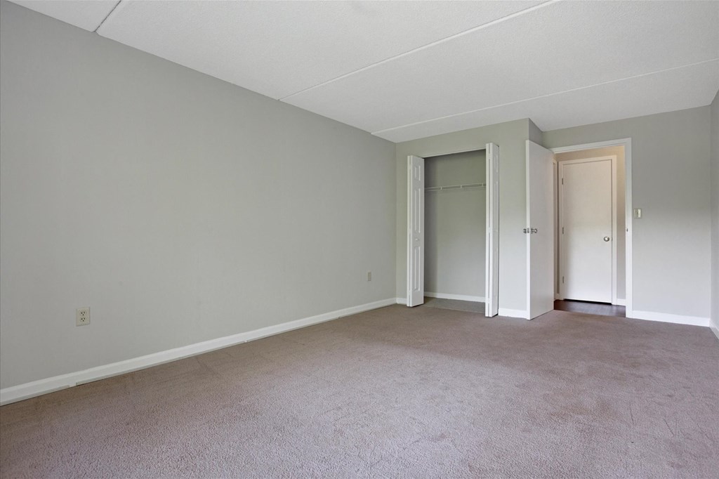 Taymil Andover Place Bedroom