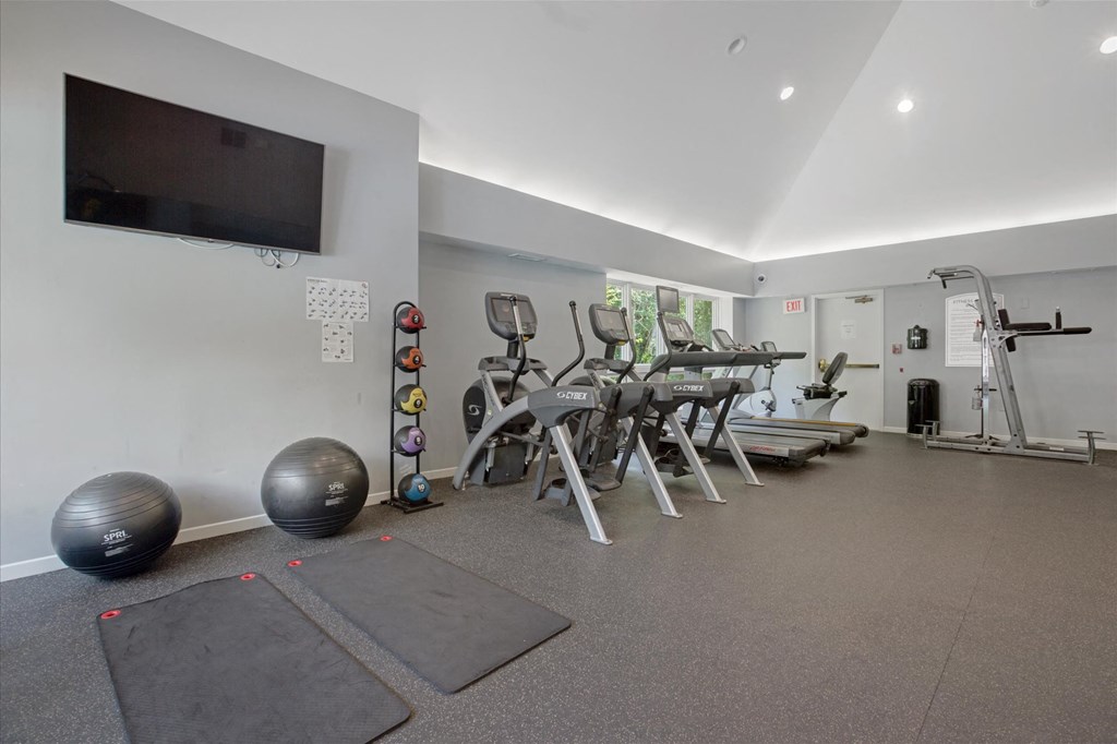 Taymil Andover Place Fitness Center Taymil Andover Place Fitness Center