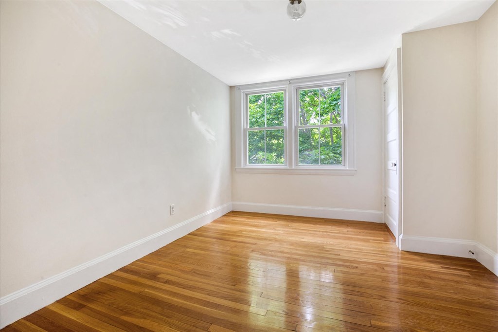 Taymil Argyle Street Apartment Homes Living Area