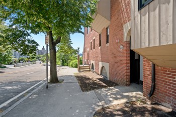 Taymil Charles Landing Apartment Homes Building Exterior Taymil Charles Landing Apartment Homes Building Exterior - Photo Gallery 4