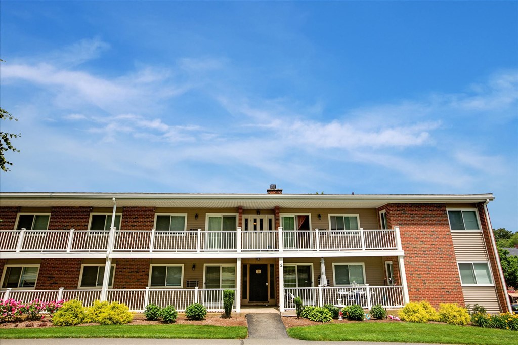 Taymil Francis Crossing Building Exterior