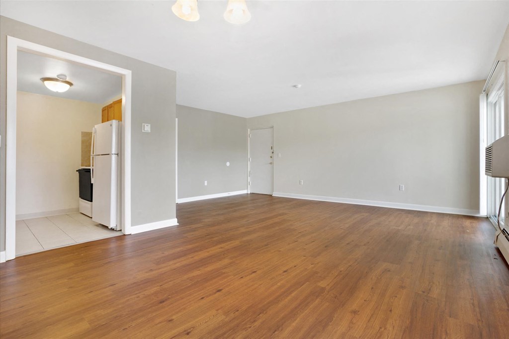 Taymil Francis Crossing Living Room