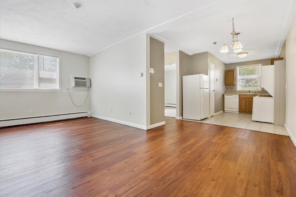 Taymil Francis Crossing Living Room Kitchen