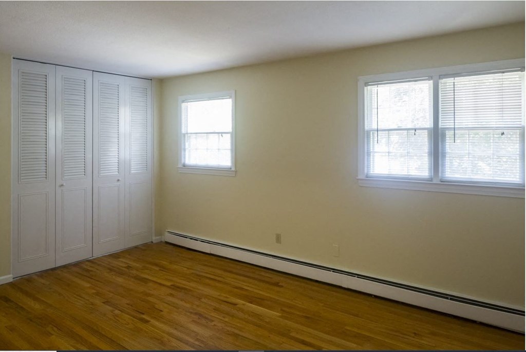 Taymil Holly House Bedroom