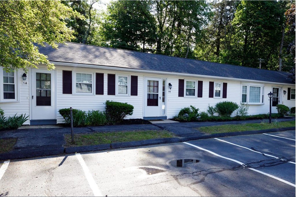 Taymil Holly House Building Exterior