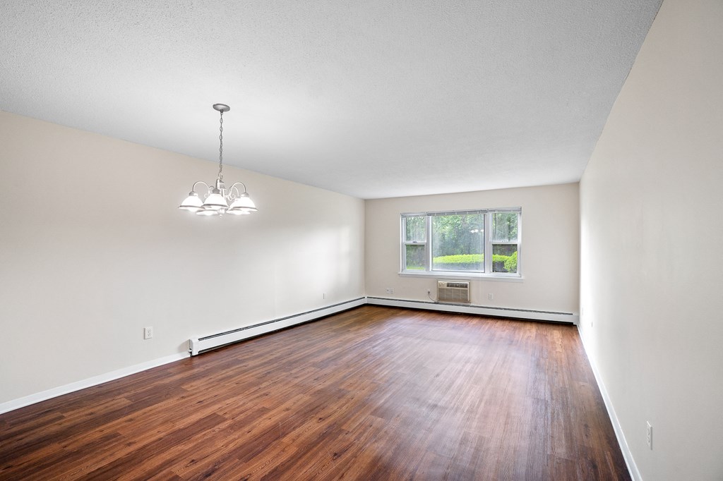 Taymil Landings on the Trail Living Room