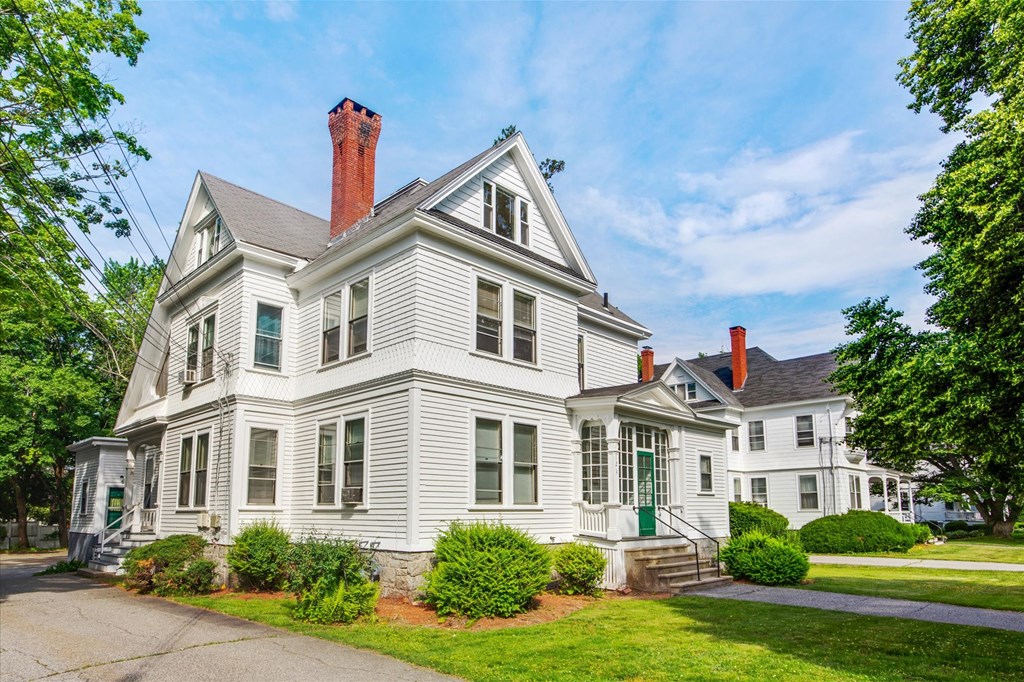 121 Taymil Residences at Andover Building Exterior