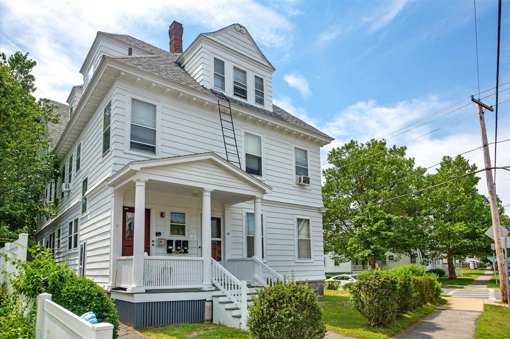 Taymil Residences at Andover Building Exterior