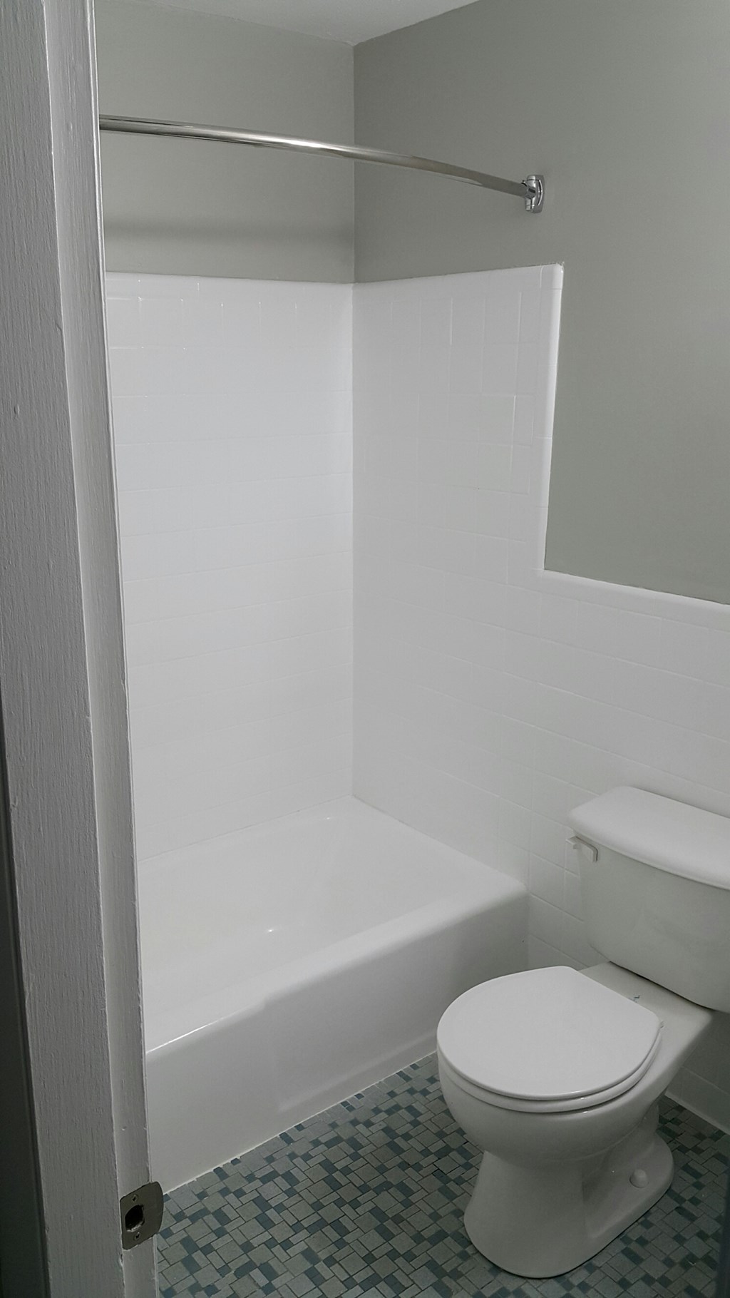 Taymil Waterman Square Apartment Homes Bathroom