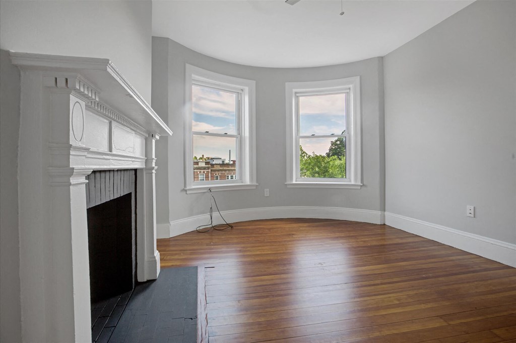 Taymil Winthrop Road Living Room Fireplace