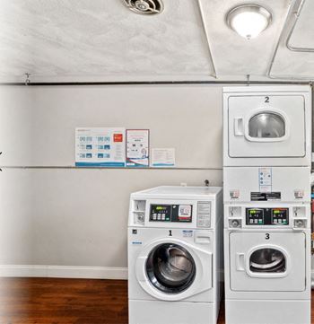 Taymil Waterman Square Apartment Homes Laundry