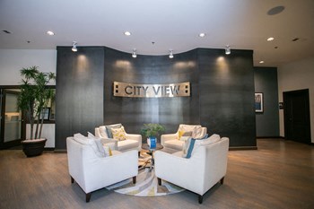 Lobby-City View - Photo Gallery 2