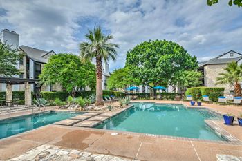 Property grounds at Logans Mill, Austin.