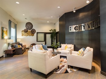 clubhouse sitting area - Photo Gallery 3