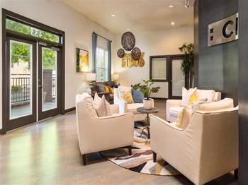 clubhouse sitting area - Photo Gallery 4