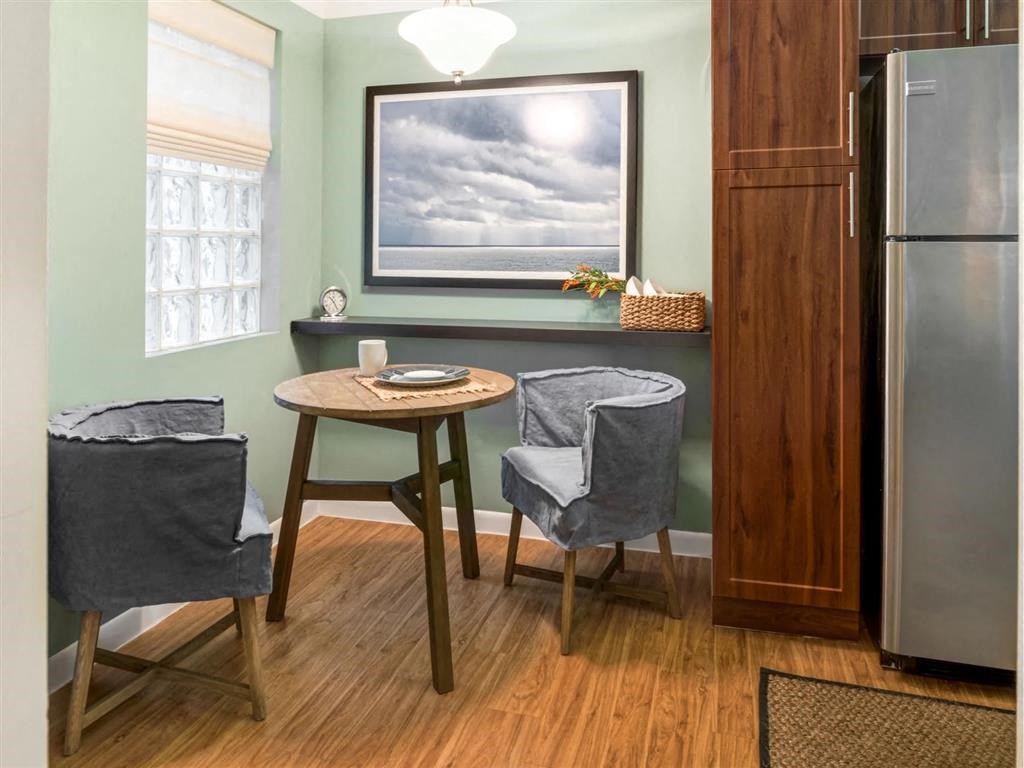 Model. Dining Room Area.