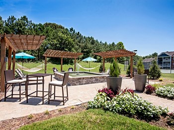 Garden - The Flats at 55 Twelve - Photo Gallery 4