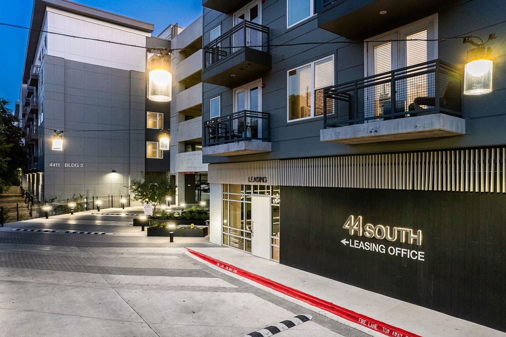 the building in which the apartment is located