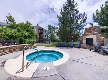 3505 S Nelson Cir 1-3 Beds Apartment for Rent - Photo Gallery 3