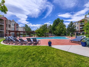3505 S Nelson Cir 1-3 Beds Apartment for Rent - Photo Gallery 2