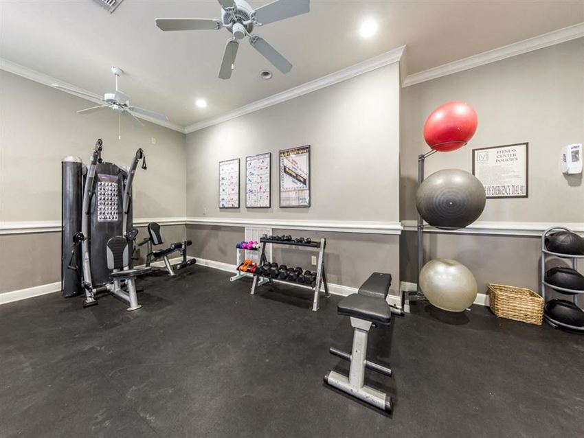 Marquis At The Rim Apartments, 16631 Vance Jackson Road, San Antonio