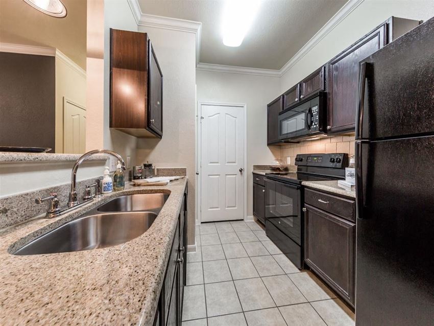 Marquis At The Rim Apartments, 16631 Vance Jackson Road, San Antonio