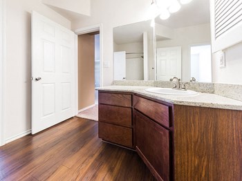 5417 South Mopac 1-2 Beds Apartment for Rent - Photo Gallery 24
