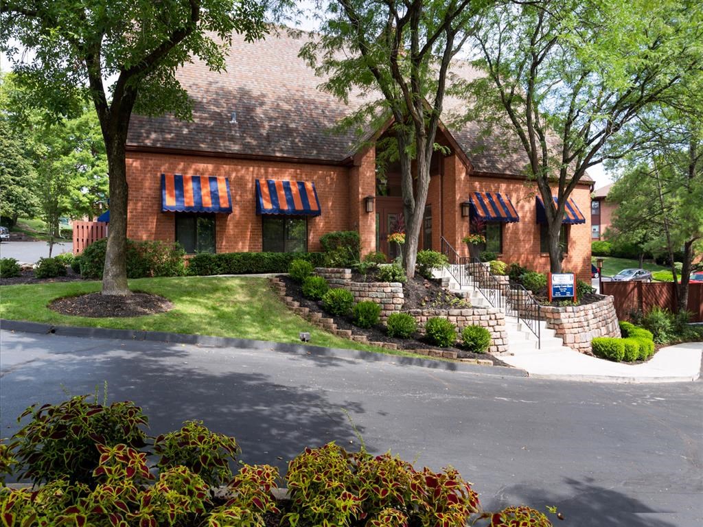 A view of the clubhouse and leasing office