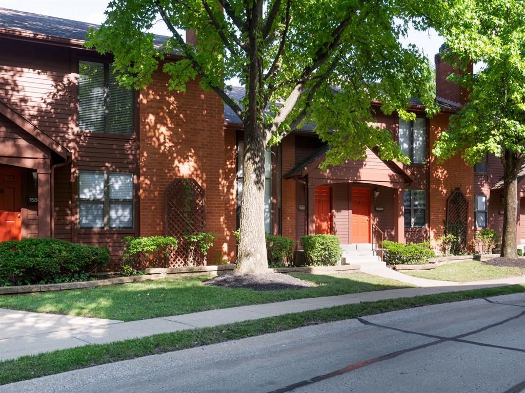 Large multistory townhomes