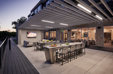 The Luxe, Apartments At Ridgedale