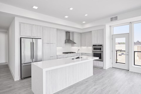 The Luxe, Apartments At Ridgedale