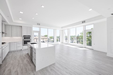 The Luxe, Apartments At Ridgedale