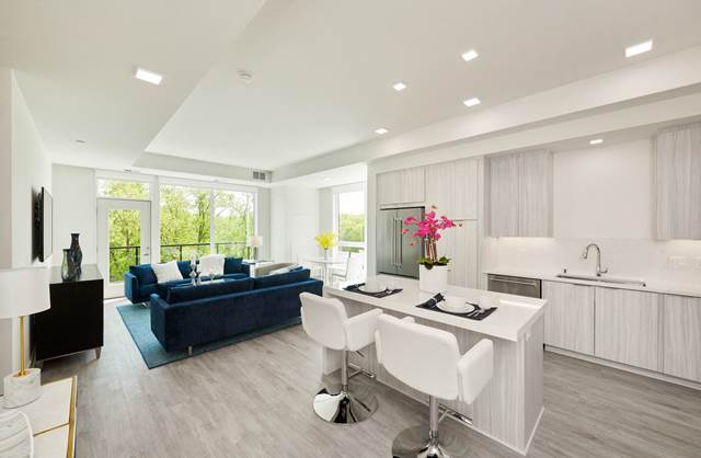 The Luxe