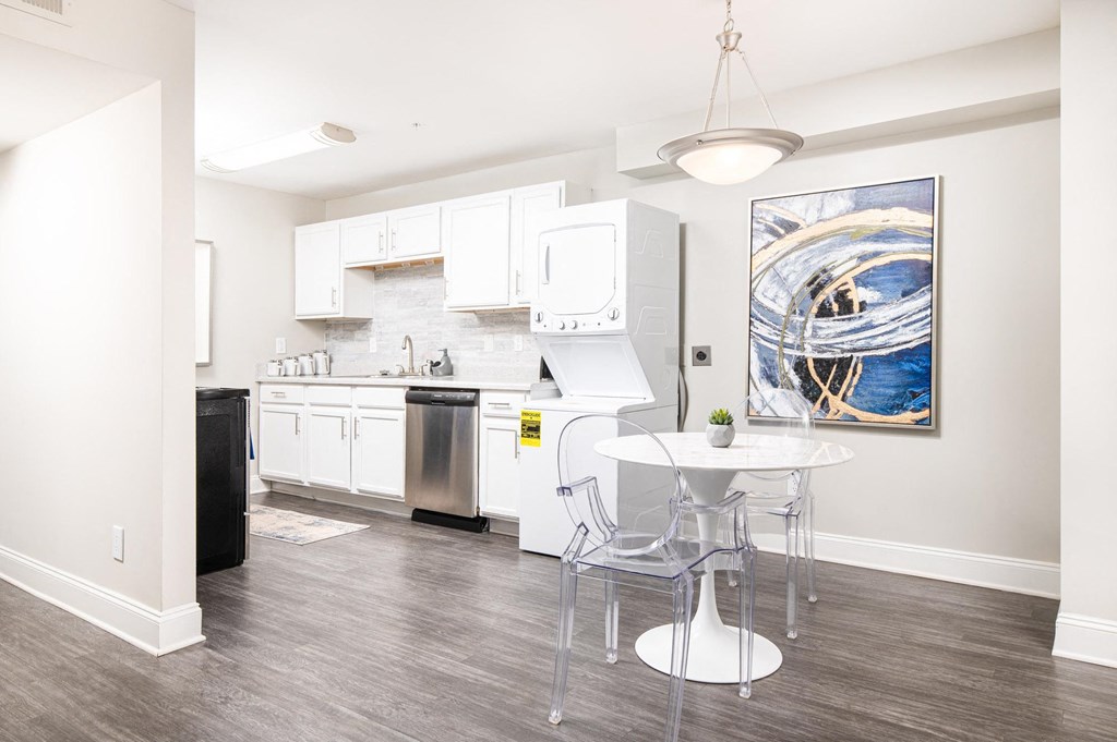 Kitchen With Dining Area View at Elite At Lakeview, College Park, 30337