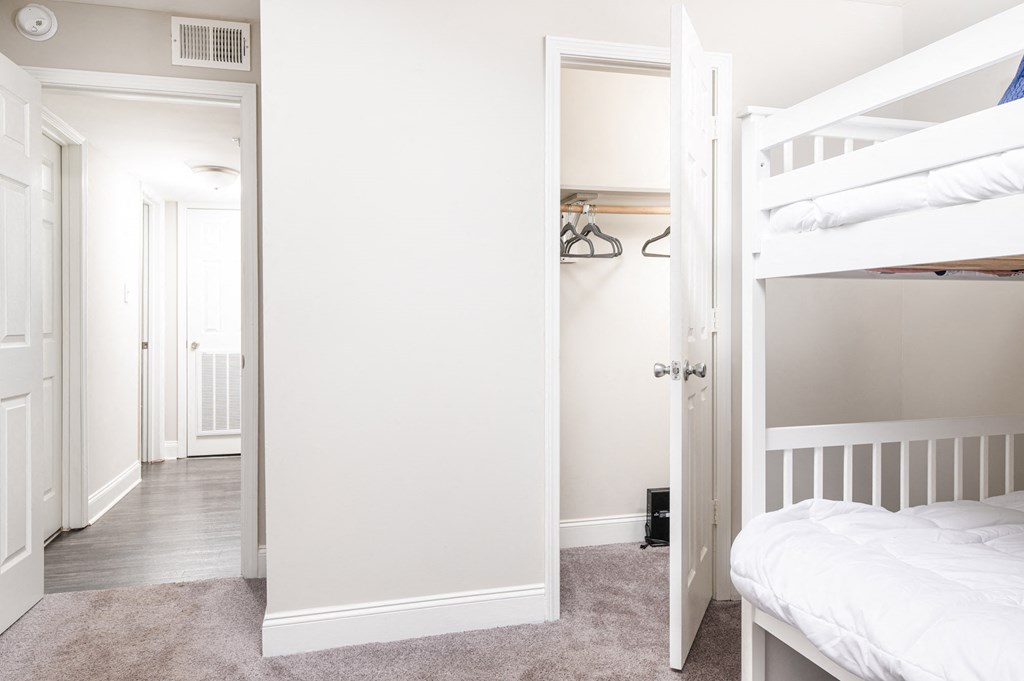 Shared Bedroom at Elite At Lakeview, Georgia, 30337