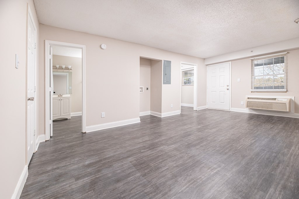 Engineered Wood Flooring at Elite At Lakeview, Georgia