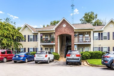 2351 Spring Haven Drive SW 2-4 Beds Apartment for Rent - Photo Gallery 4