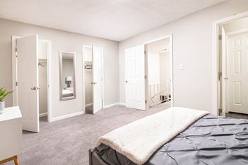 Large Bedroom at Elite at City View, College Park, Georgia