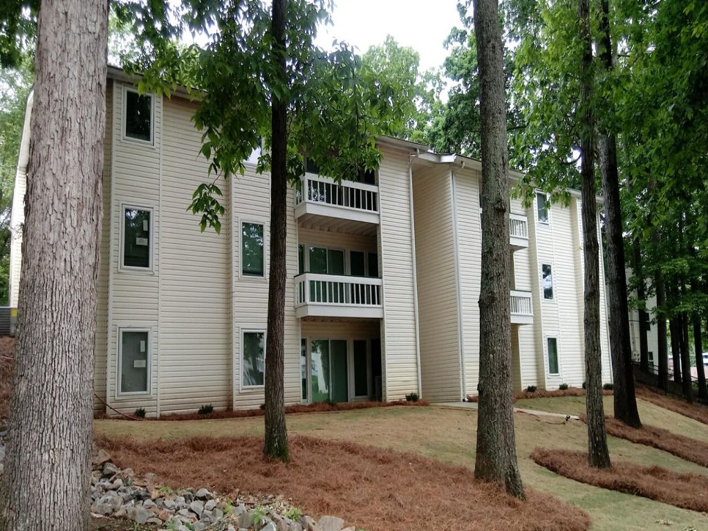 Exquisite Exterior at Elite at City View, College Park, Georgia